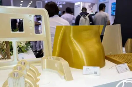 Antibacterial Plastic Made From PEKK Without Any Additives